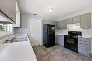 111 Hobson Ct, Raeford, NC 28376 - Photo 11