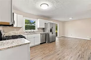 1903 Wendover Dr, Fayetteville, NC 28304 - Photo 7