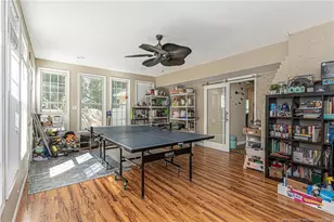 1060 Strickland Bridge Rd, Fayetteville, NC 28304 - Photo 25