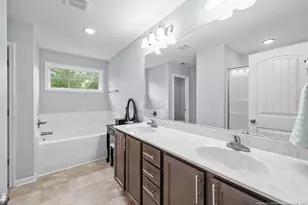1589 Mount Rainer Dr, Fayetteville, NC 28301 - Photo 23