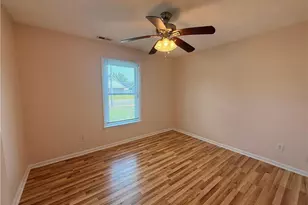 7229 Tollhouse Dr, Fayetteville, NC 28314 - Photo 11