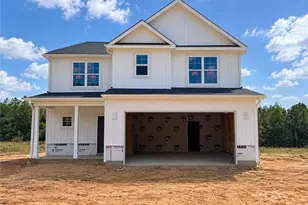 411 Thorntons Creek Dr, Erwin, NC 28339 - Photo 1