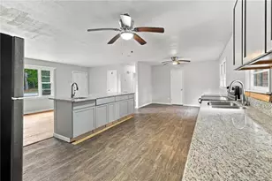 5334 Morganton Rd, Fayetteville, NC 28314 - Photo 11