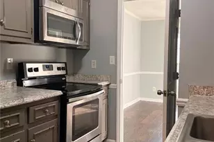6930 Melbourne Dr, Fayetteville, NC 28314 - Photo 7