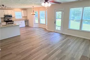 198 Oakbluff Dr, Raeford, NC 28376 - Photo 9