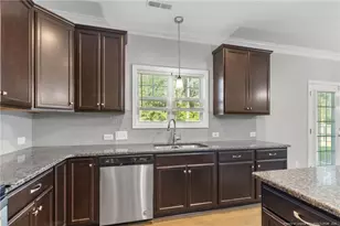 3846 Standardbred Dr, Hope Mills, NC 28348 - Photo 15