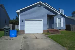921 Glen Reilly Dr, Fayetteville, NC 28314 - Photo 1