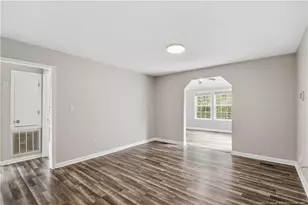6813 Foxton Ct, Fayetteville, NC 28304 - Photo 9