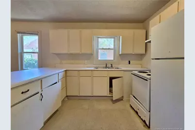 1103 Branson Street, Fayetteville, NC 28305 - Photo 9
