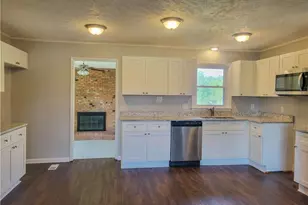8654 Clinton Rd, Stedman, NC 28391 - Photo 5