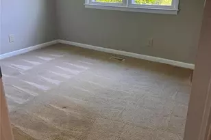 809 Maverick Ct, Fayetteville, NC 28303 - Photo 3