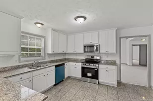 2008 Ashridge Dr, Fayetteville, NC 28304 - Photo 17