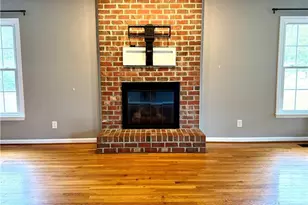 7724 Borthwick Dr, Fayetteville, NC 28306 - Photo 5