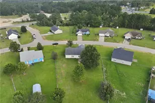 146 Cavalier Dr, Raeford, NC 28376 - Photo 9