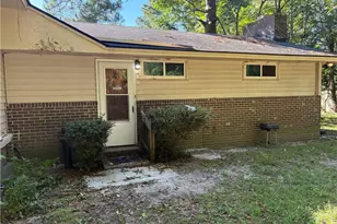 523 E 5th Ave, Raeford, NC 28376 - Photo 3