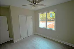 5117 Pheasant Ln, Sanford, NC 27332 - Photo 5