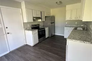 6516 Senator Dr, Fayetteville, NC 28304 - Photo 5
