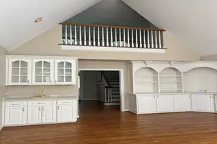 605 Yorkshire Pl, Lumberton, NC 28358 - Photo 9