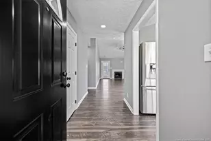 2927 Kingfisher Dr, Fayetteville, NC 28306 - Photo 3