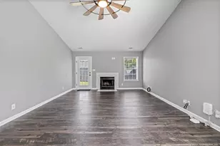 2927 Kingfisher Dr, Fayetteville, NC 28306 - Photo 11