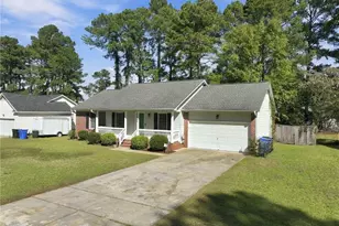 709 Longview Dr, Fayetteville, NC 28311 - Photo 33