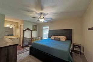 709 Longview Dr, Fayetteville, NC 28311 - Photo 15