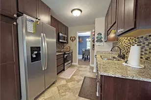 709 Longview Dr, Fayetteville, NC 28311 - Photo 11