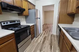 3703 Cliffridge Dr, Lumberton, NC 28358 - Photo 5