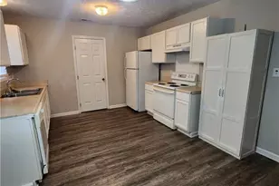 1825 Swann St, Fayetteville, NC 28303 - Photo 5