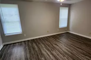 1825 Swann St, Fayetteville, NC 28303 - Photo 9