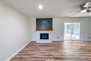 407 Stacy Weaver Dr, Fayetteville, NC 28311 - Photo 11