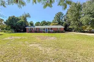 407 Stacy Weaver Dr, Fayetteville, NC 28311 - Photo 3