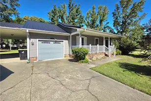 105 Wapiti Dr, Spring Lake, NC 28390 - Photo 3