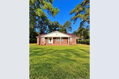 1104 S Main Street, Fairmont, NC 28340 - Photo 1