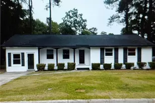 702 W 28th St, Lumberton, NC 28358 - Photo 1