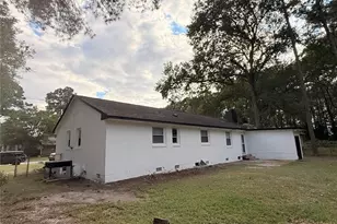 702 W 28th St, Lumberton, NC 28358 - Photo 33