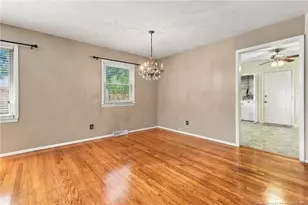 433 Morningside Dr, Fayetteville, NC 28311 - Photo 9