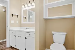 109 E Walnut St, Bladenboro, NC 28320 - Photo 25