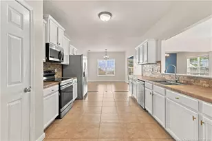 1500 Seabiscuit Dr, Parkton, NC 28371 - Photo 5