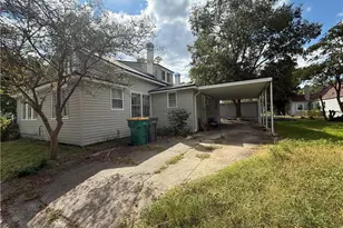 1100 N Barker St, Lumberton, NC 28358 - Photo 3