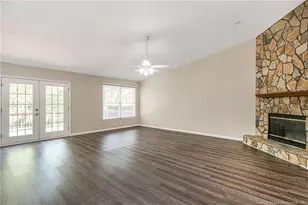 1339 Oak Knolls Dr, Fayetteville, NC 28314 - Photo 11