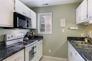 2705 Preston Woods Ln, Fayetteville, NC 28304 - Photo 11