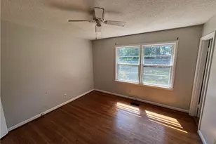 310 Glen Canyon Dr, Fayetteville, NC 28303 - Photo 7