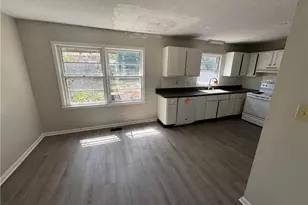 310 Glen Canyon Dr, Fayetteville, NC 28303 - Photo 3