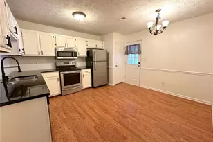 2229 Mossycup Ln, Fayetteville, NC 28304 - Photo 7