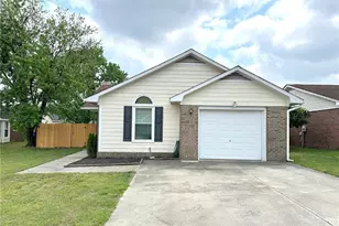 2229 Mossycup Ln, Fayetteville, NC 28304 - Photo 1