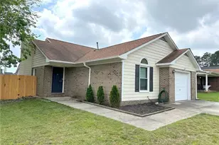 2229 Mossycup Ln, Fayetteville, NC 28304 - Photo 3