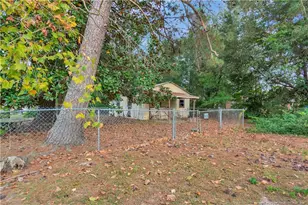 127 Lake Dr, Lumberton, NC 28358 - Photo 19