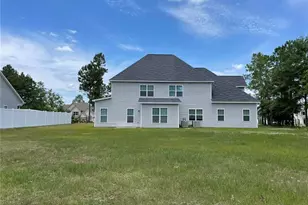 96 Castlebay Dr, Sanford, NC 27332 - Photo 37