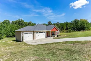 249 Stock Market Dr, Broadway, NC 27505 - Photo 3